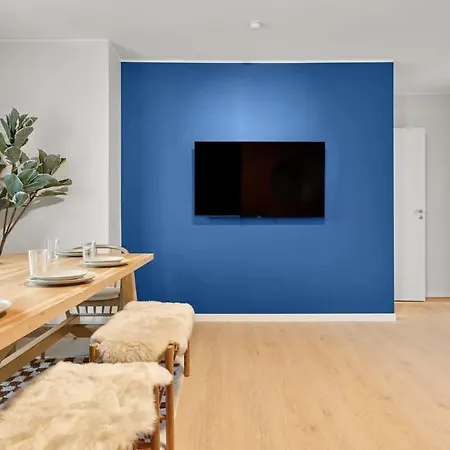 Dinbnb L Free Parking L 5 Min From Torget L Nearby Coast I Newly Furnished Bergen