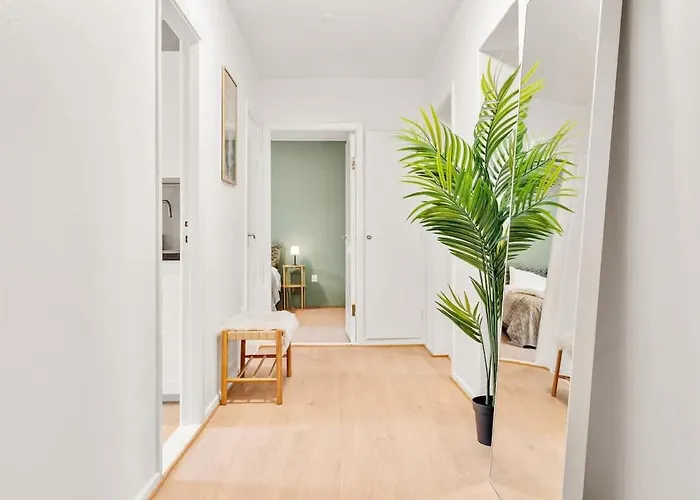 Dinbnb L Free Parking L 5 Min From Torget L Nearby Coast I Newly Furnished *