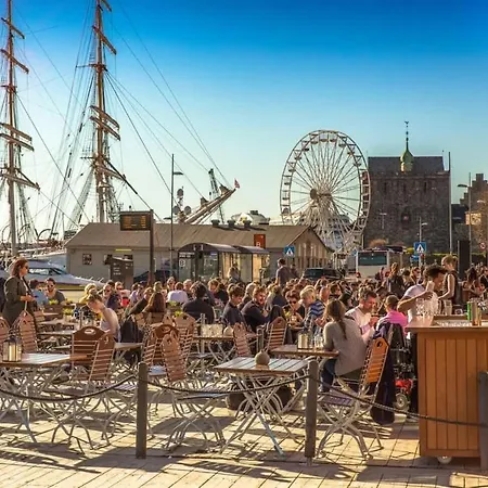 Dinbnb L Free Parking L 5 Min From Torget L Nearby Coast I Newly Furnished Apartment *