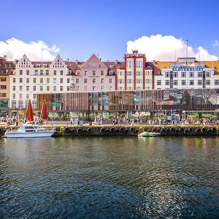Apartment Dinbnb L Free Parking L 5 Min From Torget L Nearby Coast I Newly Furnished *